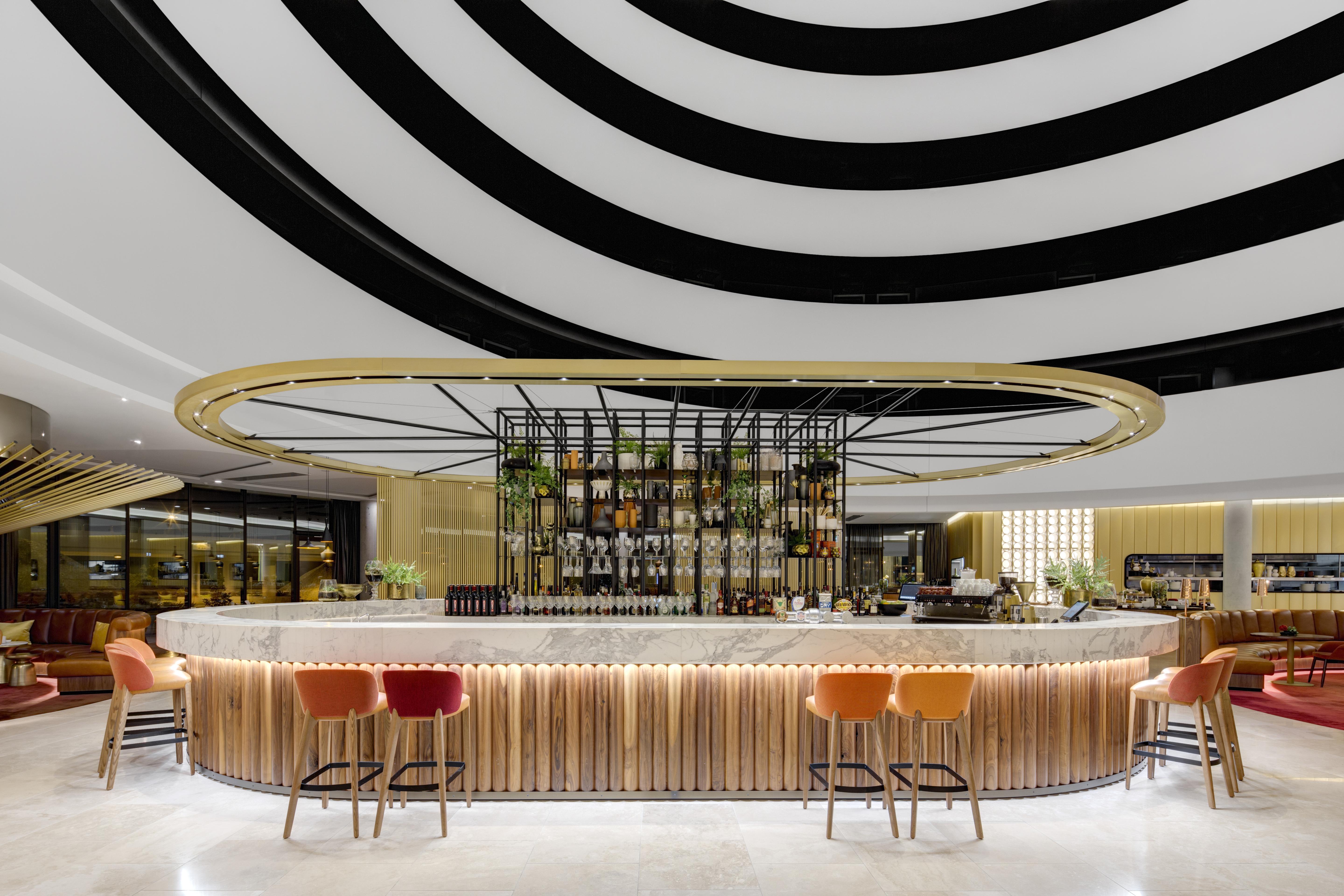 Vibe Hotel Canberra Esterno foto