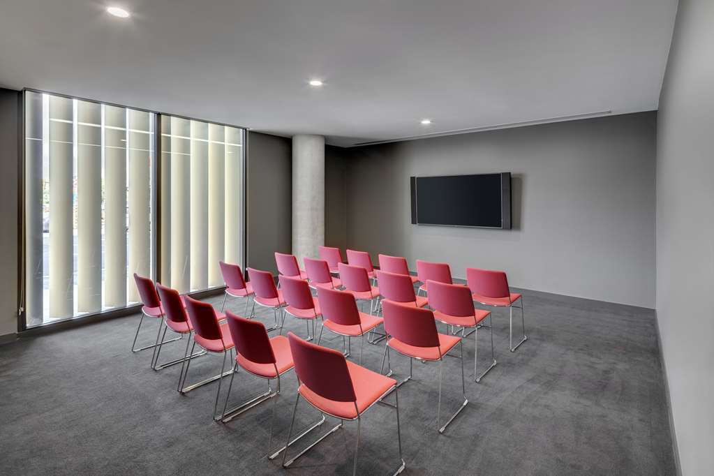 Vibe Hotel Canberra Servizi foto